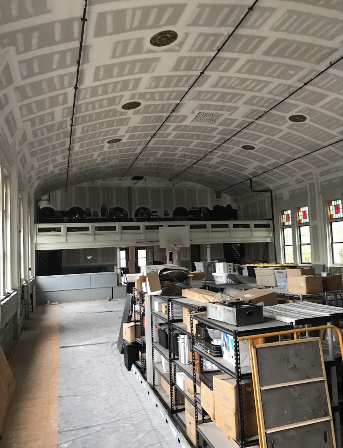 Vaulted barrel ceiling drywall finishing in a large hall